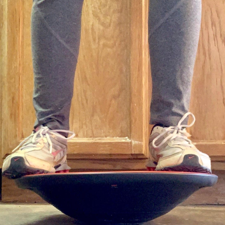 SteadyStep Balance Board™ – Train Your Balance, Gently.